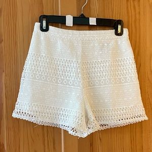 NWOT LF white lace shorts